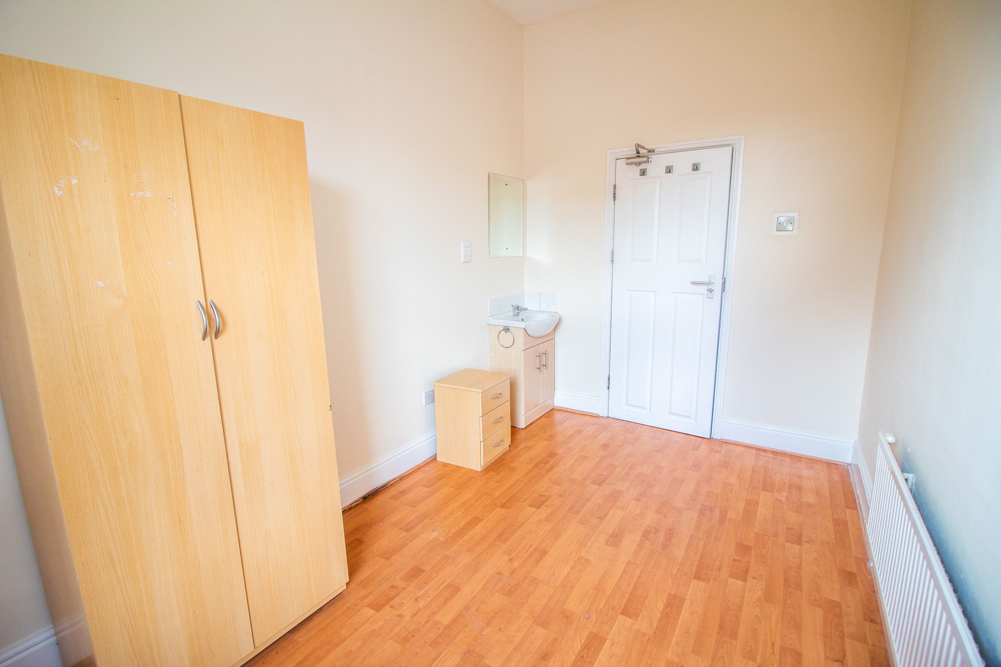 Room to rent in Bury Street, Radcliffe M26 Zoopla