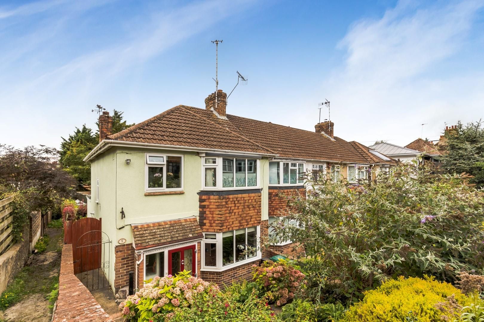 3 bed end terrace house for sale in Harrington Villas, Brighton BN1