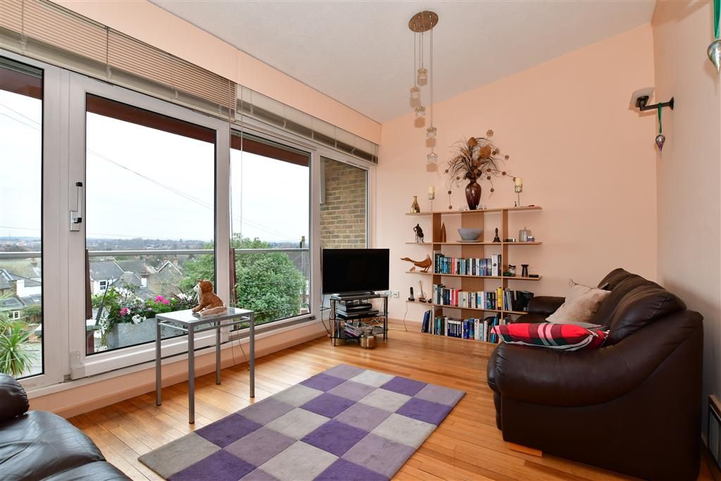 3 bed terraced house for sale in Leith Park Road, Gravesend, Kent DA12