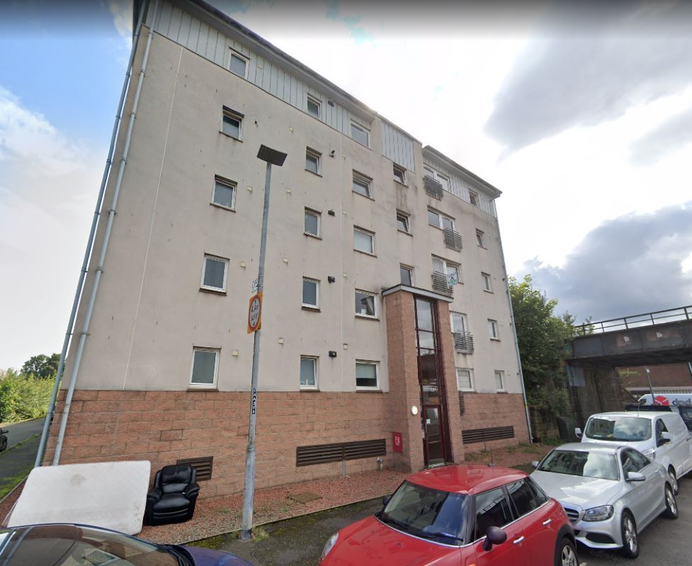 2/3, 27 Jordan Street, Glasgow G14  
