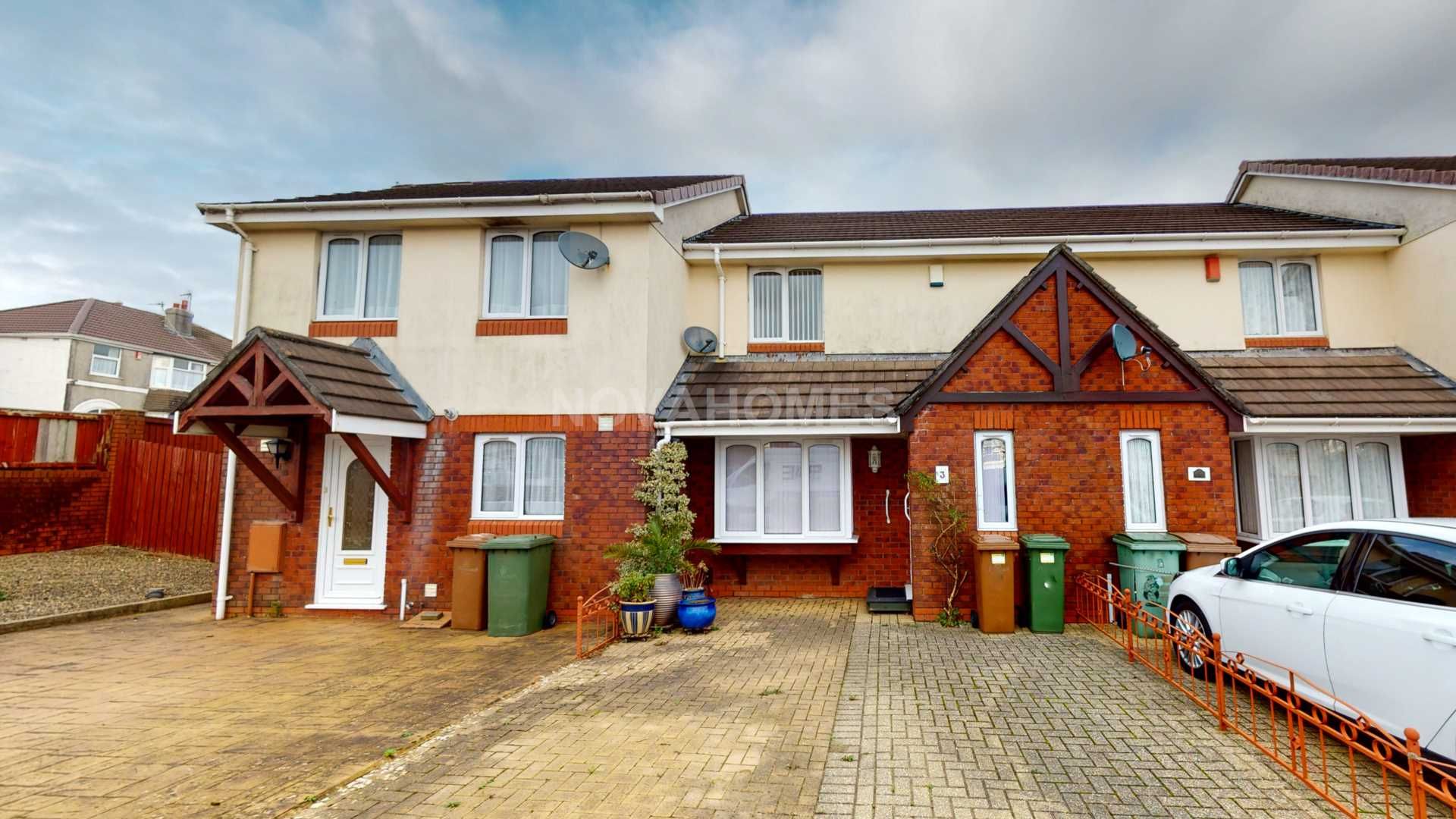 2 bed terraced house for sale in Blackthorn Close, Honicknowle PL5 Zoopla