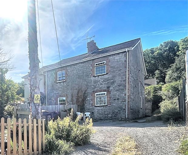 3 bed cottage for sale in Oldmixon Road, WestonSuperMare, North Somerset. BS24 Zoopla