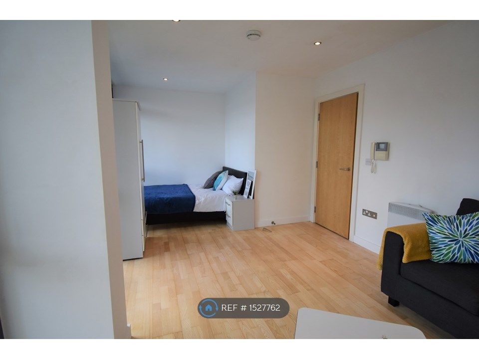 Studio to rent in No1 Deansgate, Manchester M3 Zoopla