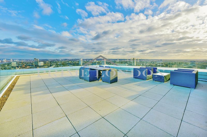 The Penthouses Pinto Tower Nine Elms Pt SW8  