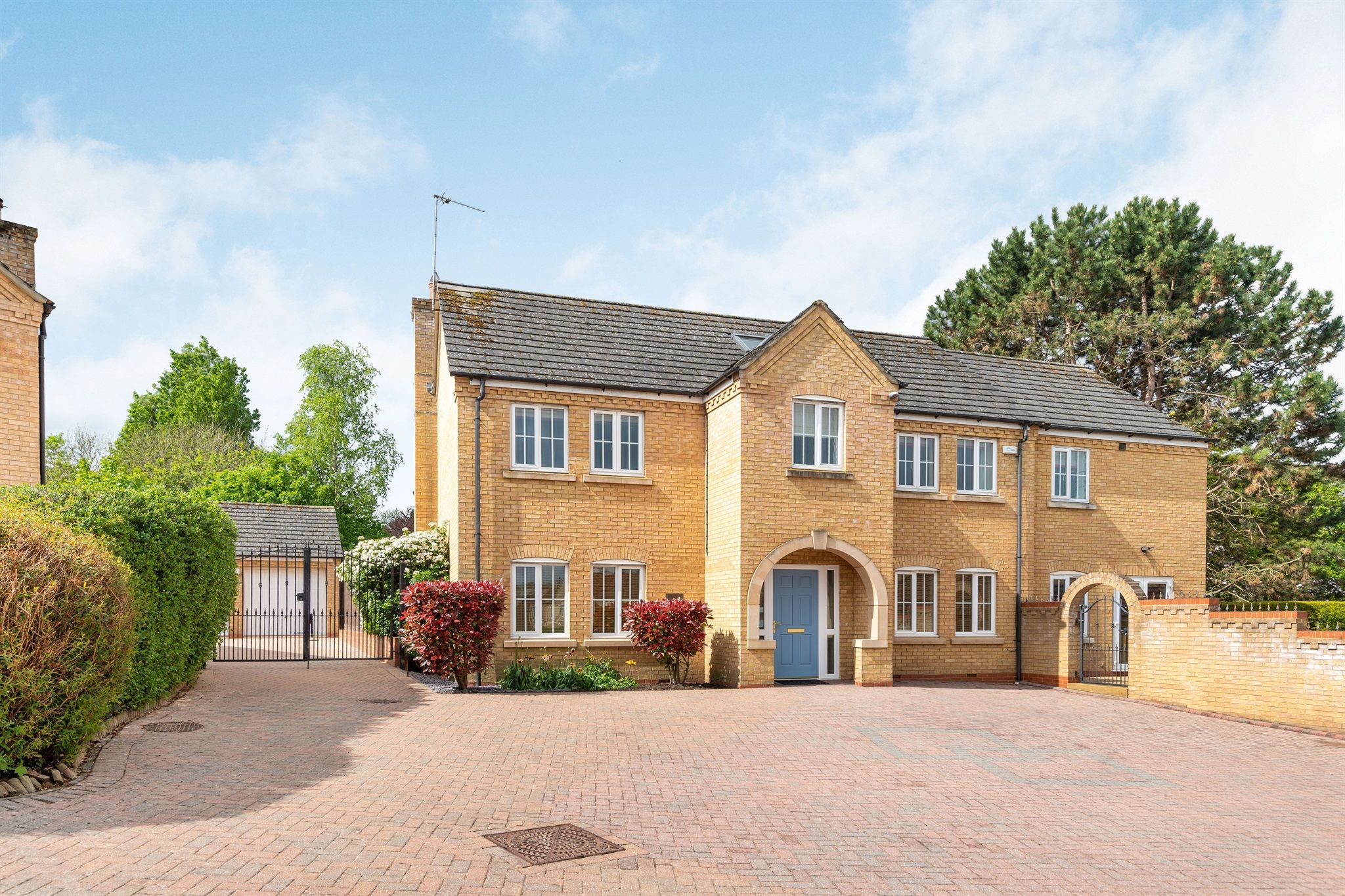 6 bed detached house for sale in Longfield Gate, Orton Longueville