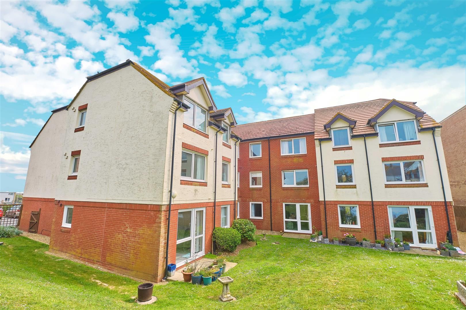1 bed flat for sale in Marine Parade, Seaford BN25 Zoopla