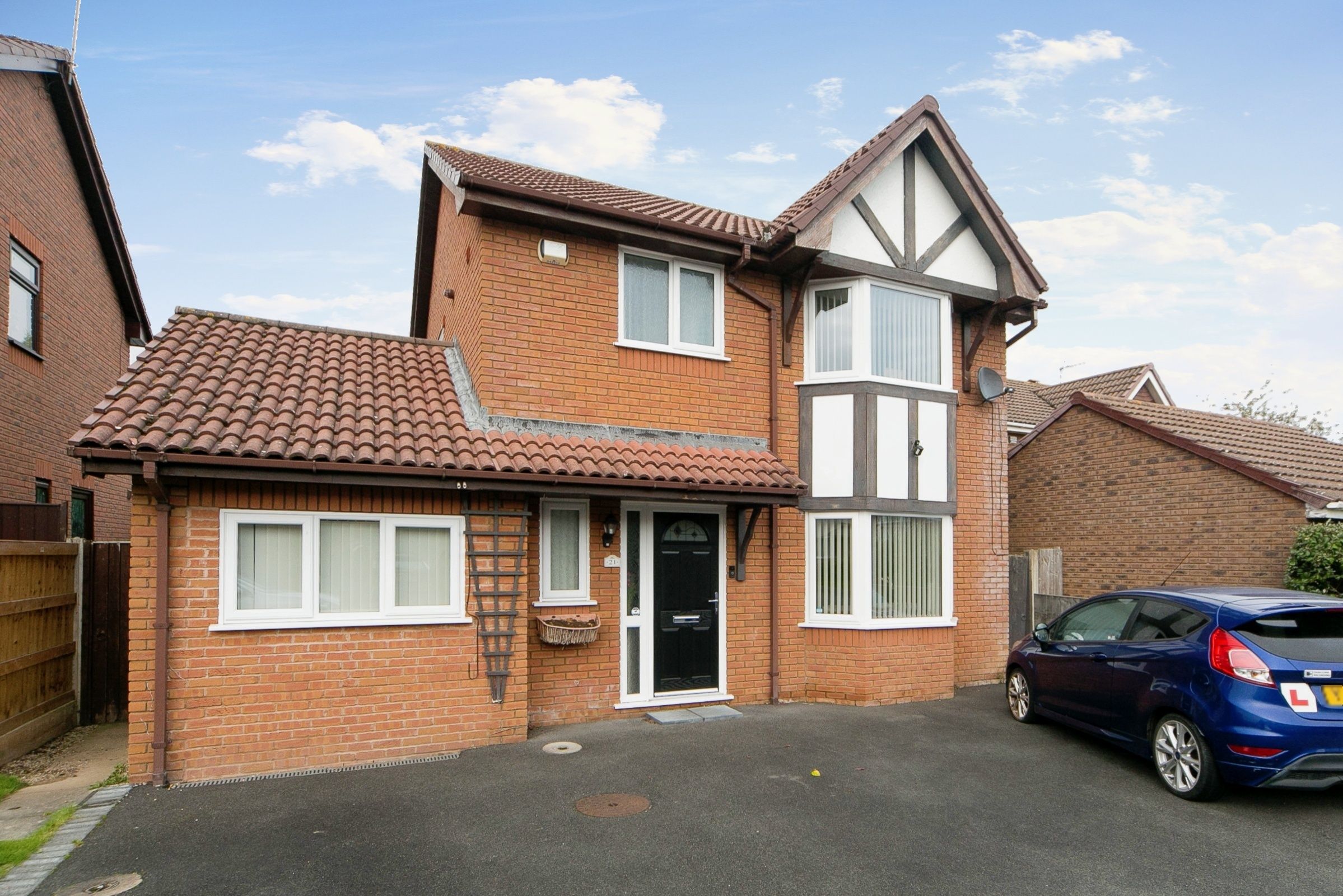 3 bed detached house for sale in Ffordd Parc Castell, Bodelwyddan, Y