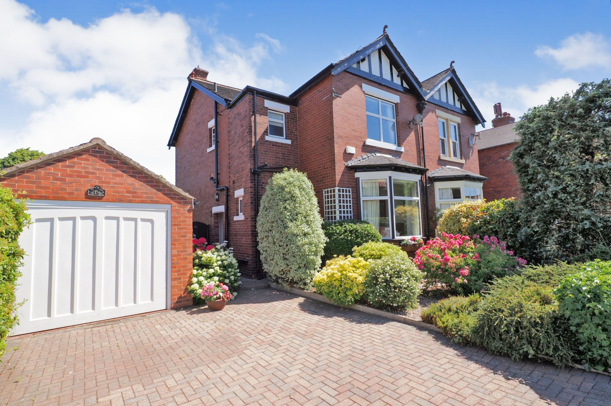 3 bed semidetached house for sale in Castle Road, Sandal, Wakefield WF2 Zoopla