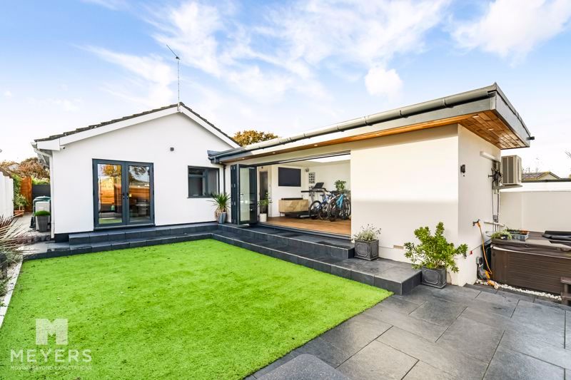 3 bed detached bungalow for sale in Bracken Road, Ferndown BH22 Zoopla