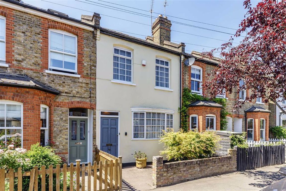 2 bed property for sale in Arlington Road, Teddington TW11 Zoopla