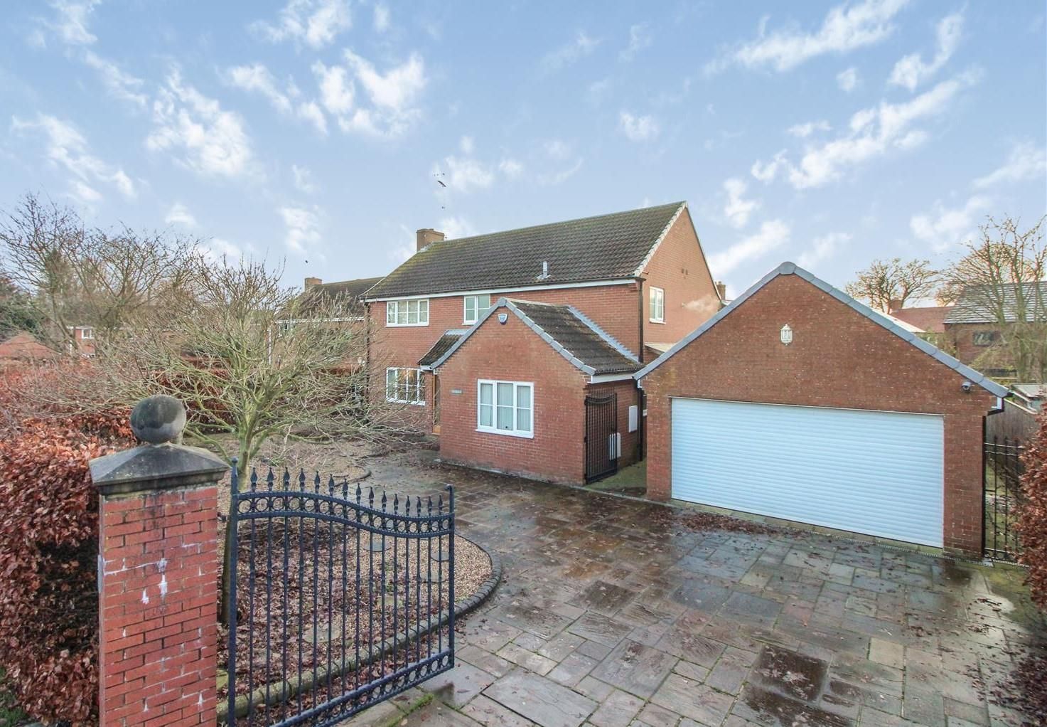 4 bed detached house for sale in The Groves, Driffield YO25 Zoopla