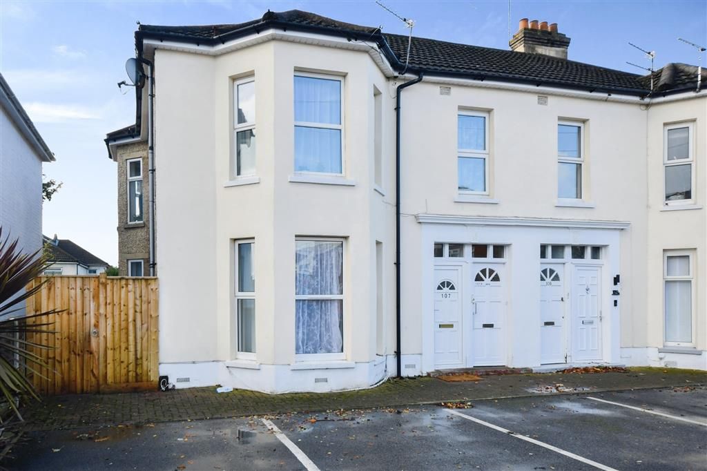 3 bed flat for sale in Malmesbury Park Road, Bournemouth BH8 Zoopla