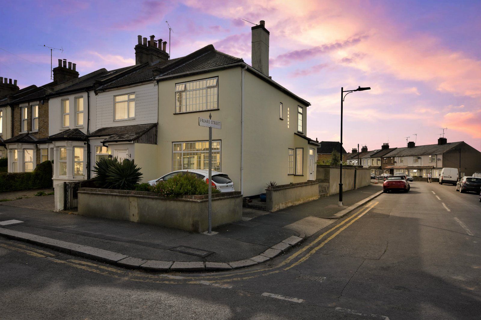 2 bed end terrace house for sale in Wakering Avenue, 'shoebury Village
