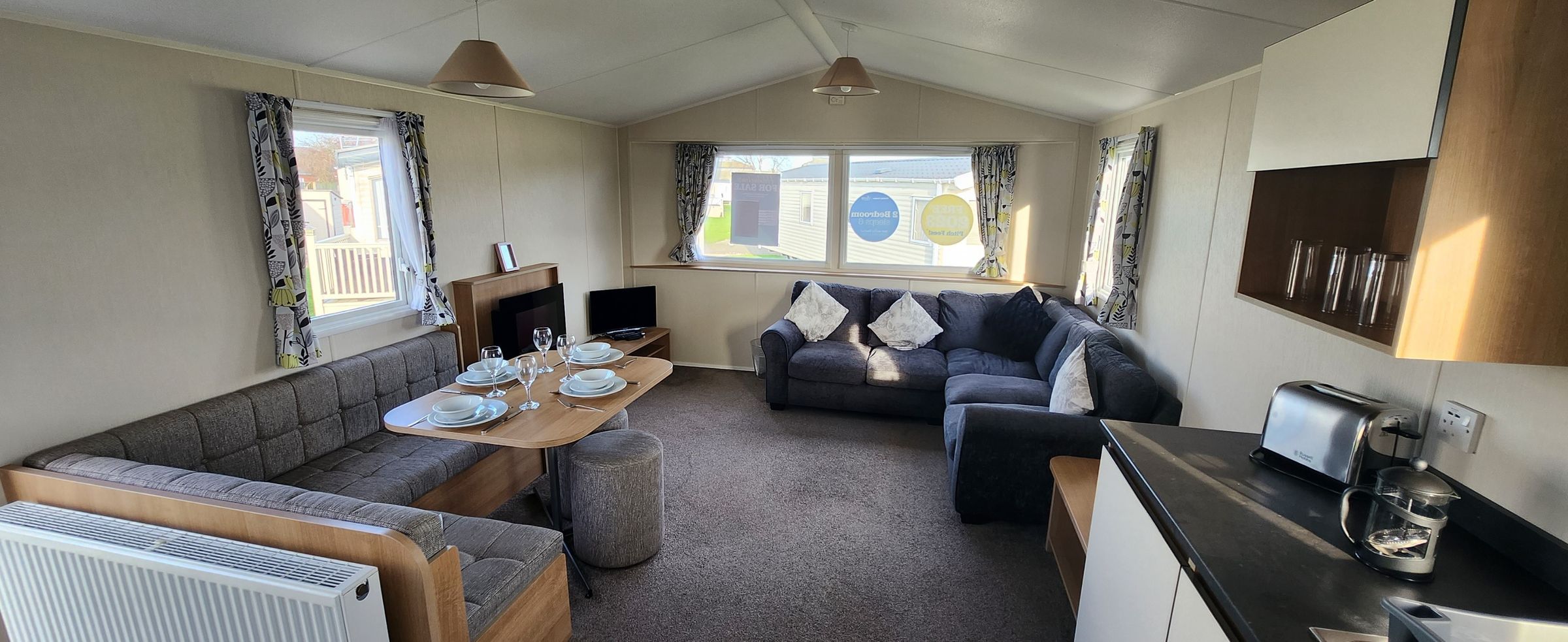 2 bed mobile/park home for sale in North Sea Lane, Cleethorpes DN36