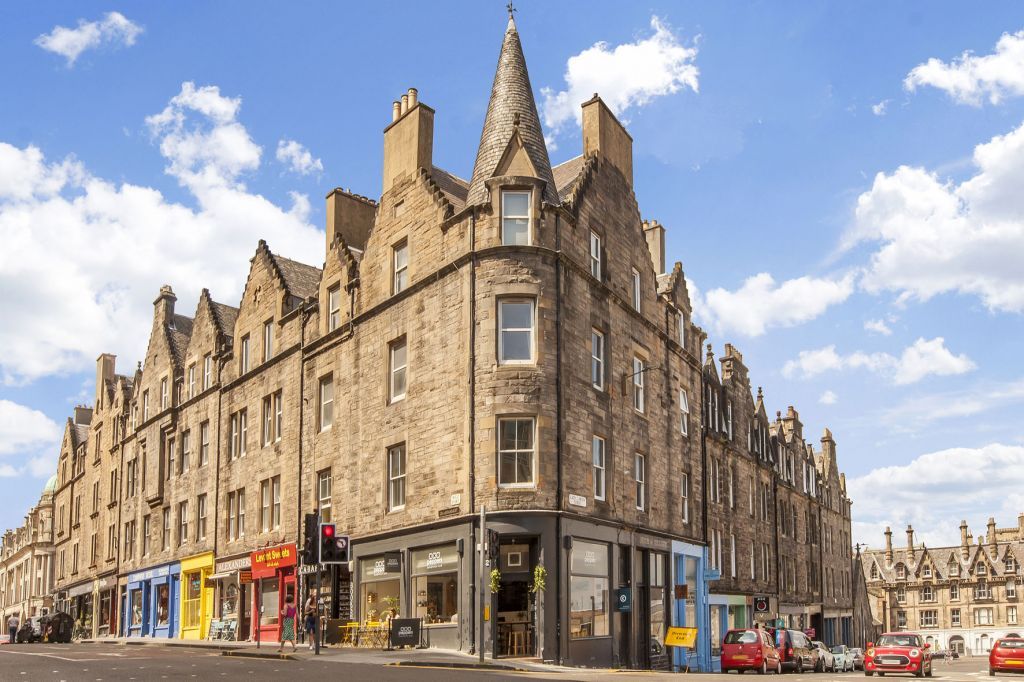 30/7 Lady Lawson Street Grassmarket Edinburgh EH3  