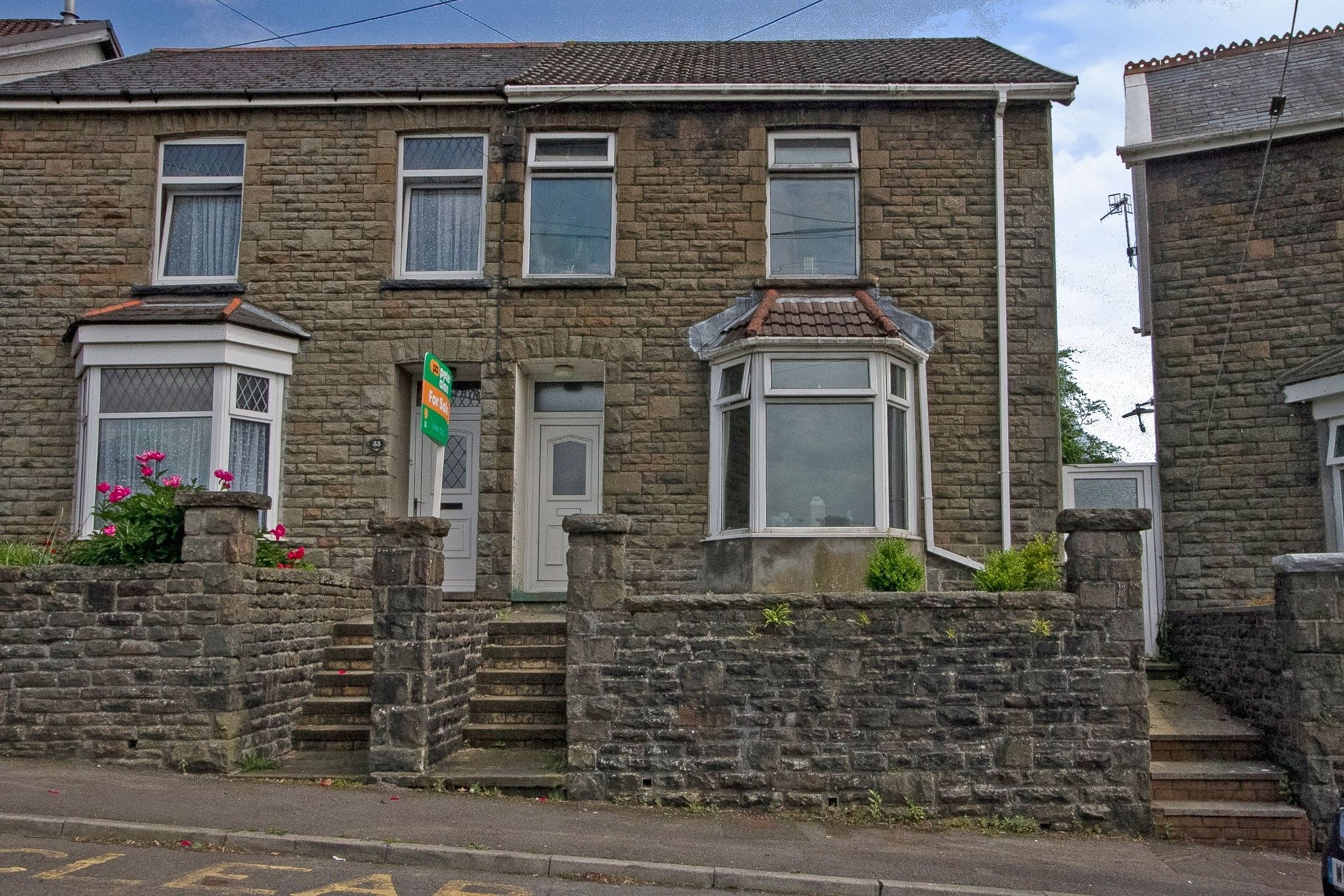 3 bed semidetached house for sale in Bridge Road, Cwmbach, Aberdare