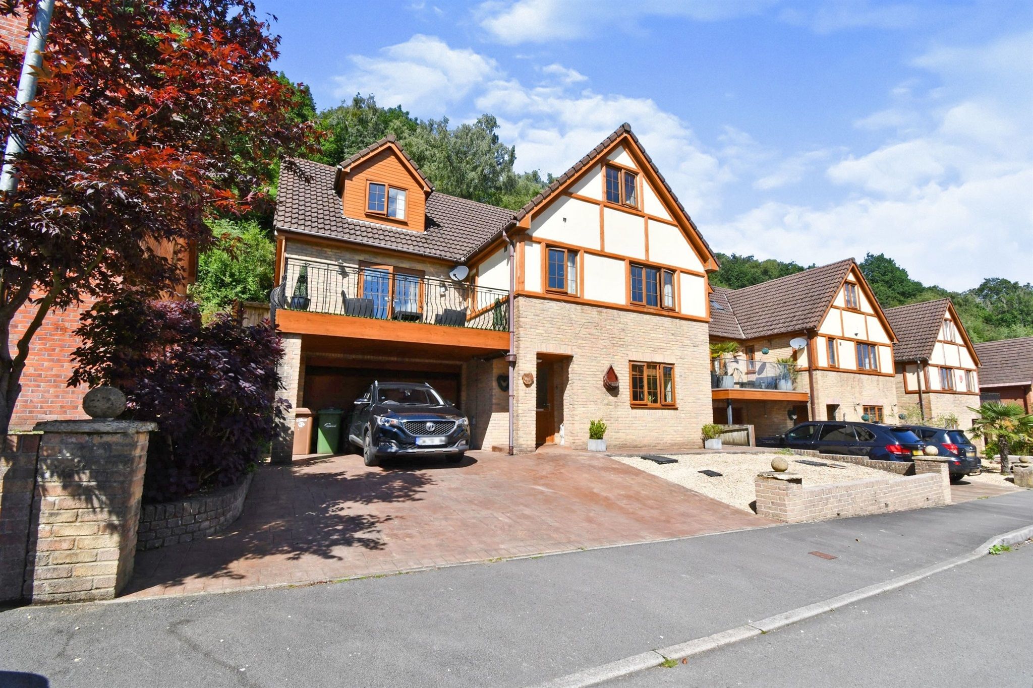 5 bed detached house for sale in The Glade, Wyllie, Blackwood NP12 Zoopla