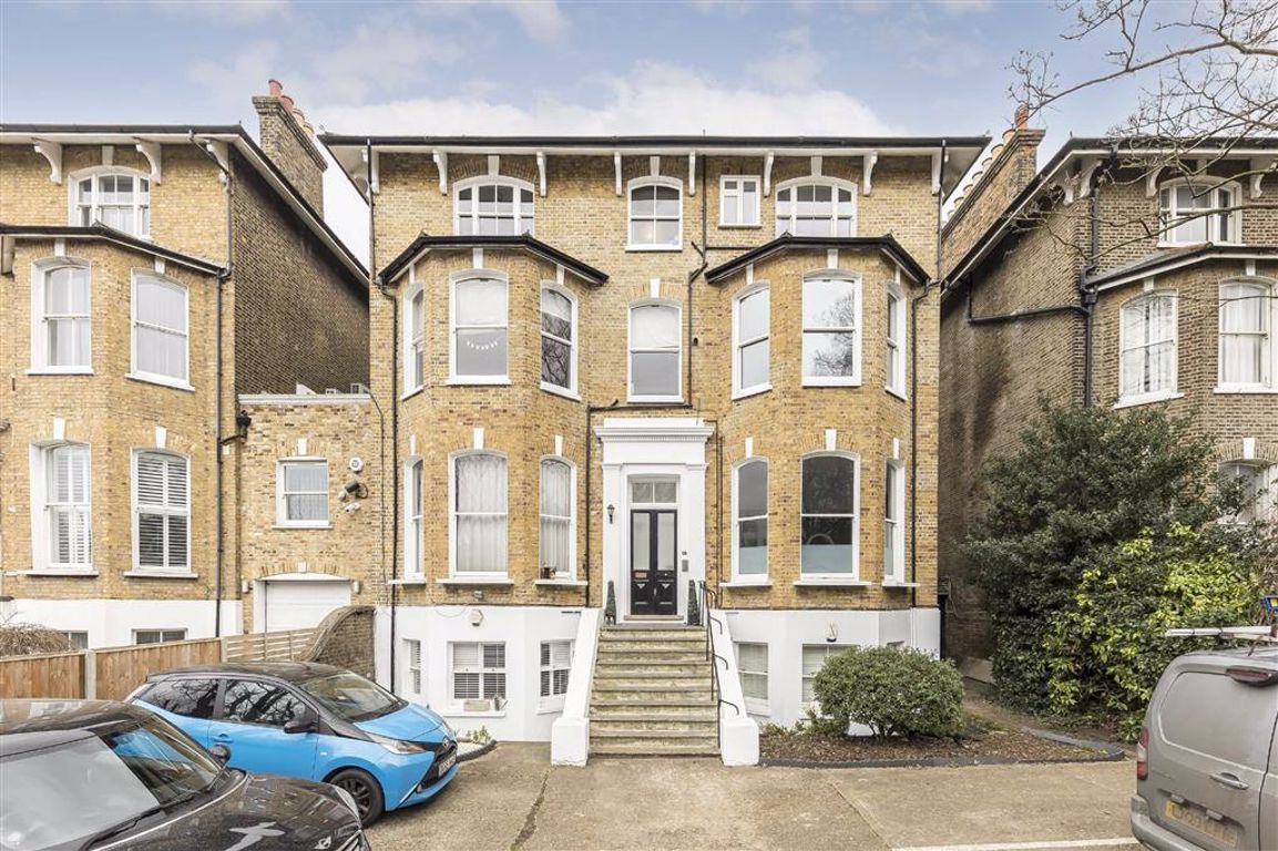 2 bed flat for sale in Charlton Road, London SE3 Zoopla