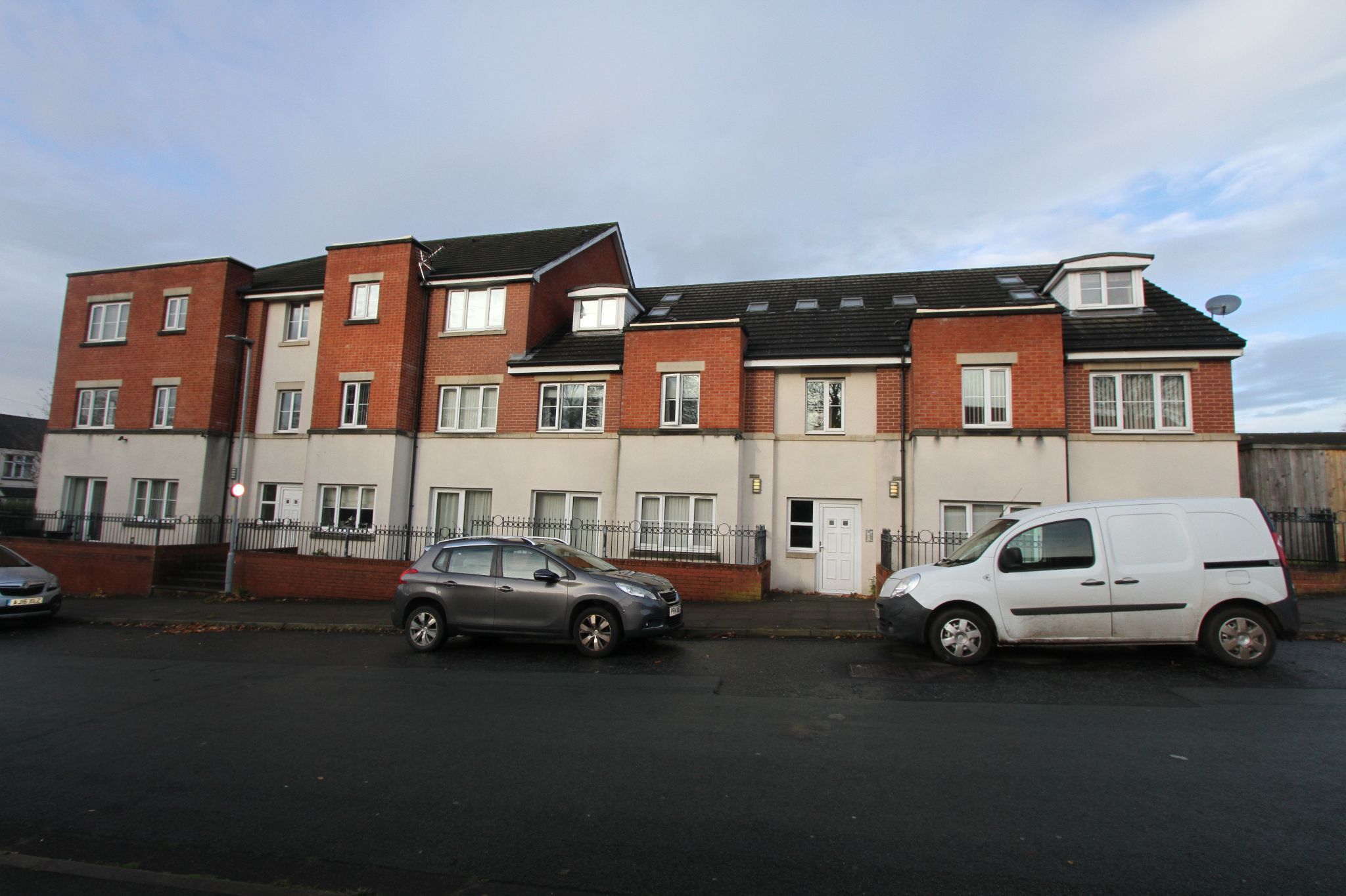 2 bed property for sale in Bradshaw Street, Wigan WN1 Zoopla