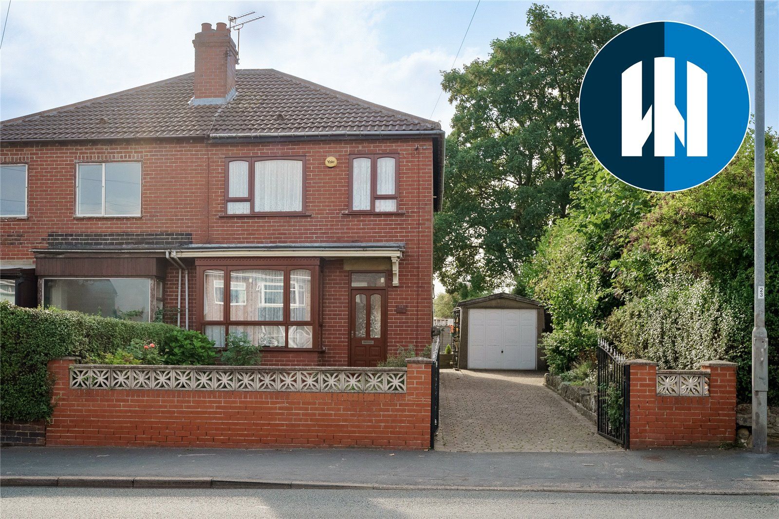 3 bed semidetached house for sale in Minsthorpe Lane, South Elmsall