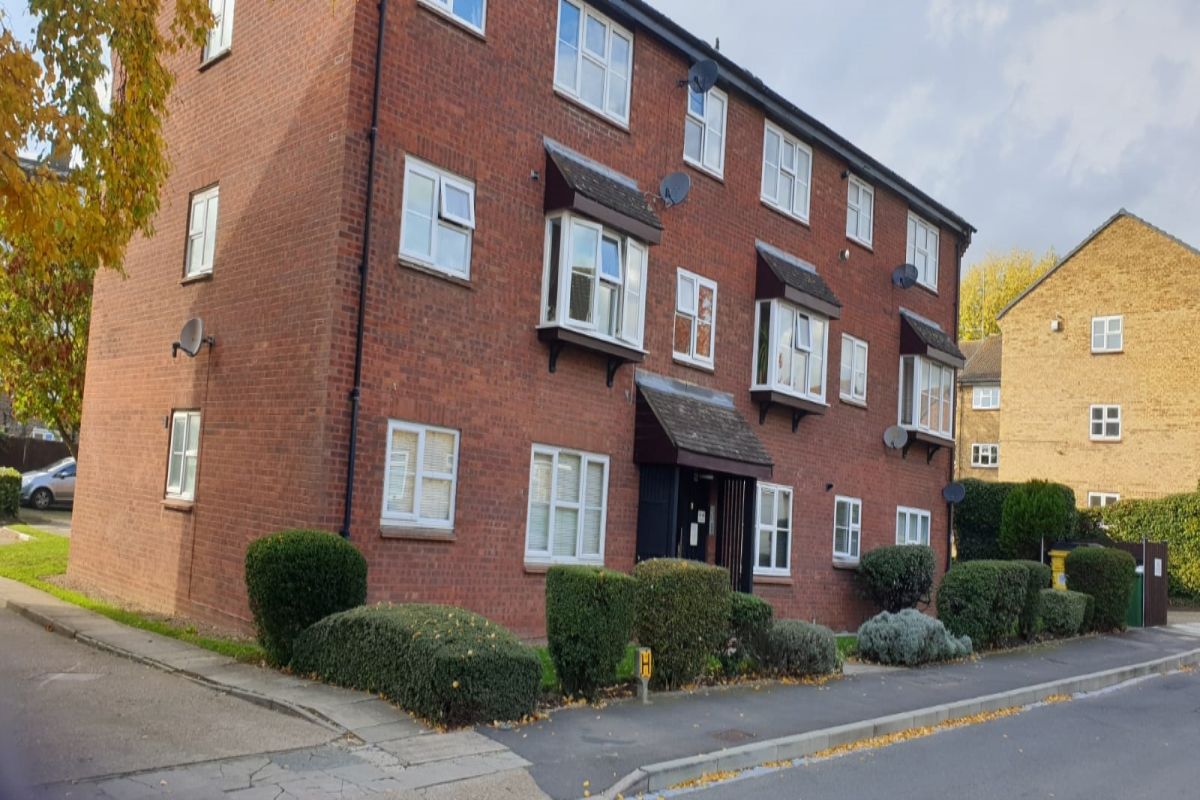 1 bed flat to rent in Parish Gate Drive, Sidcup, Kent DA15 Zoopla