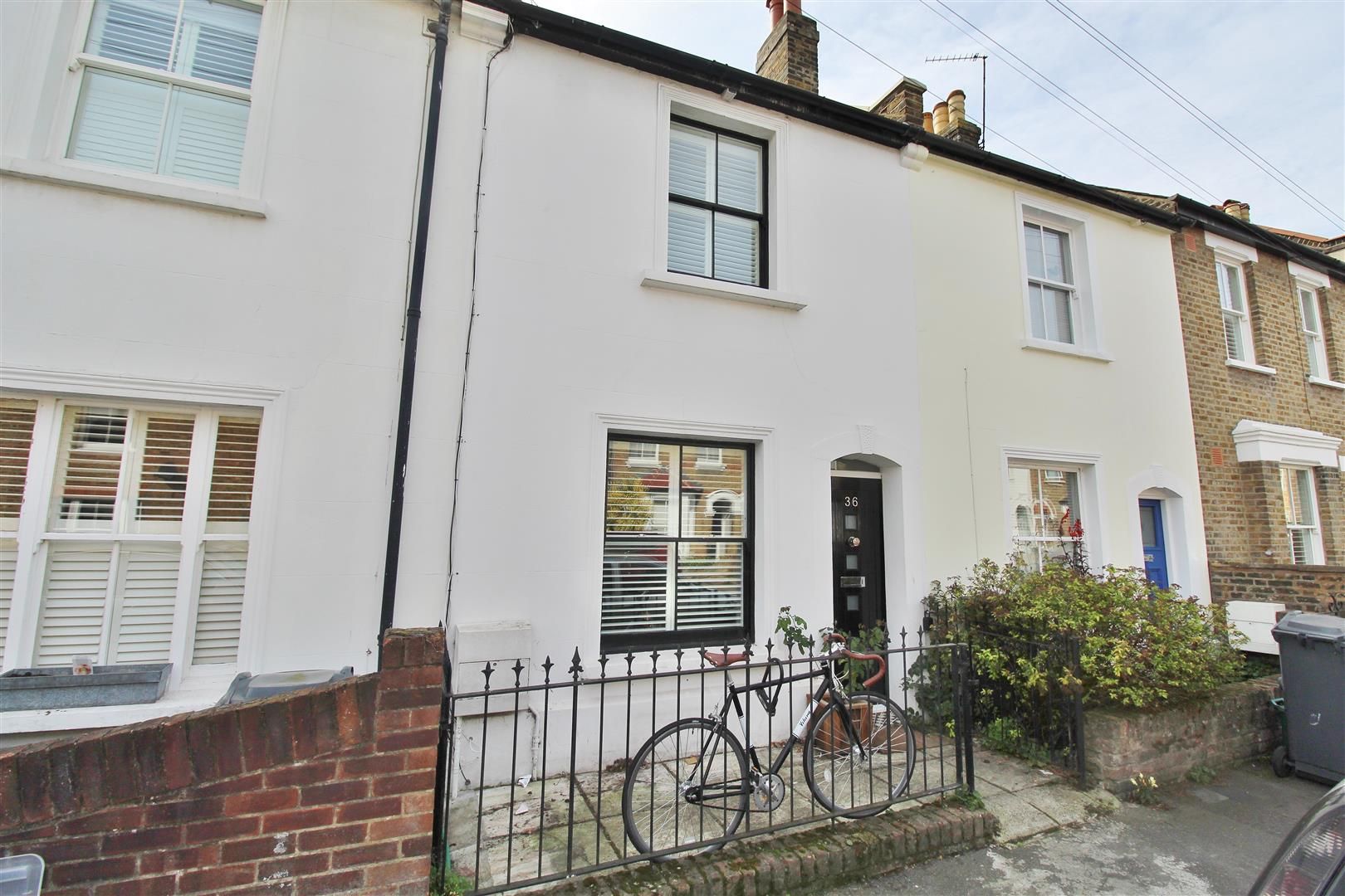 3 bed property for sale in Talbot Road, Isleworth TW7 Zoopla
