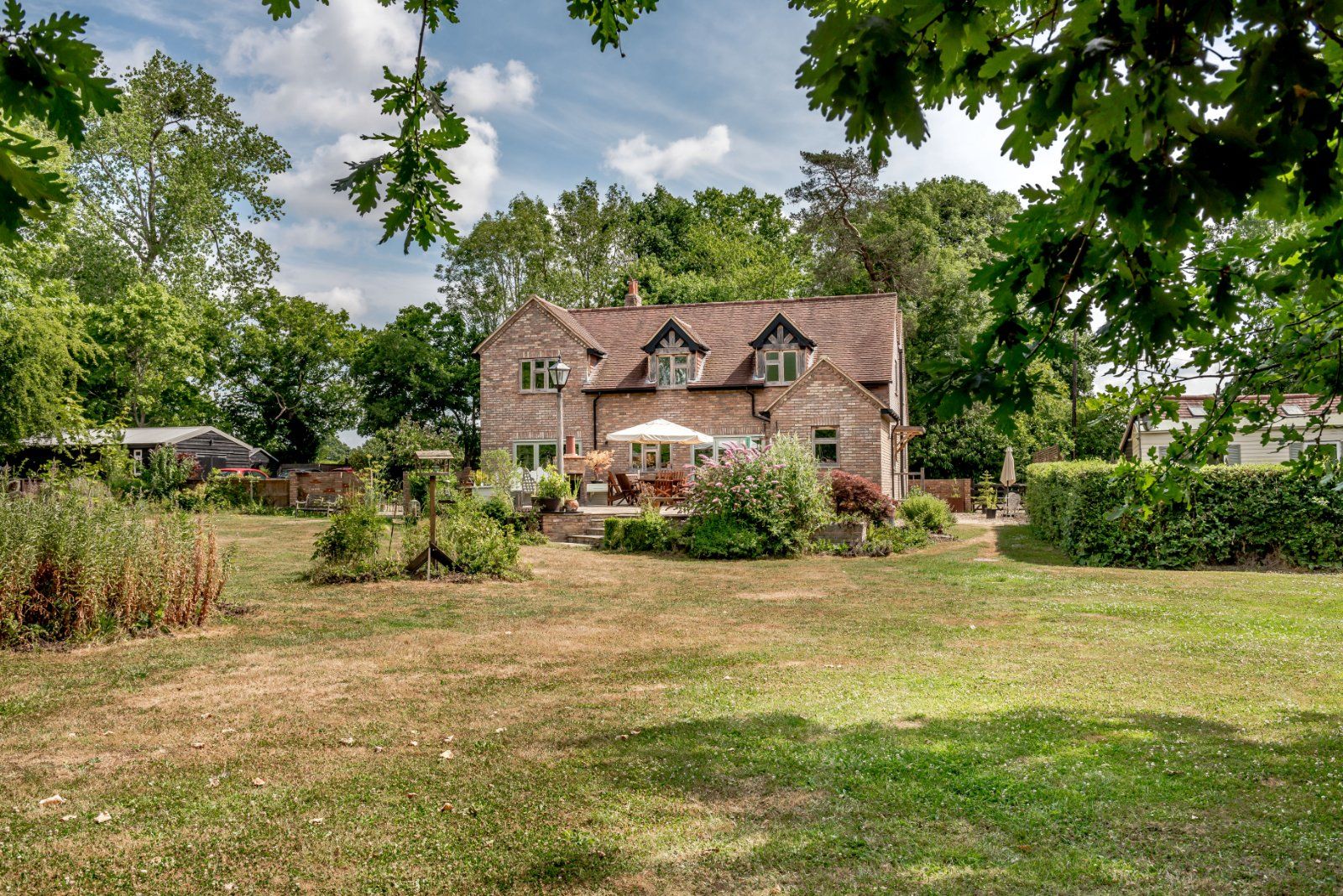 4 bed detached house for sale in Meath Green Lane, Horley, Surrey RH6 Zoopla