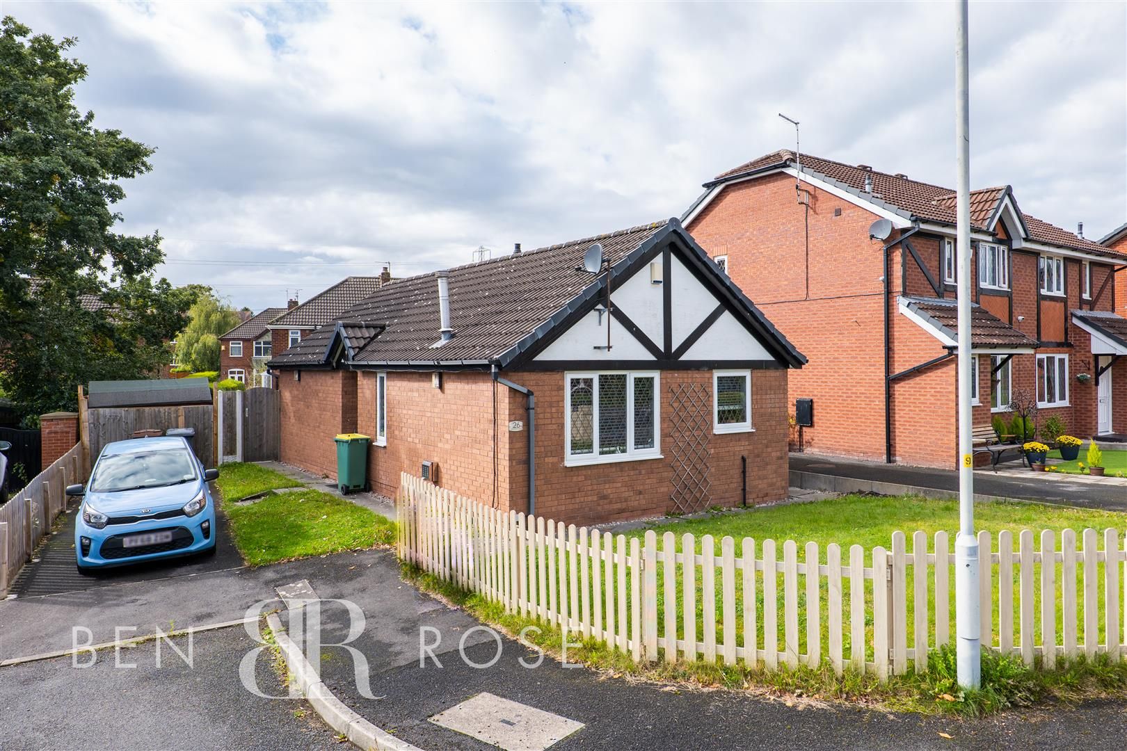 2 bed detached bungalow for sale in The Campions, Lea, Preston PR2 Zoopla