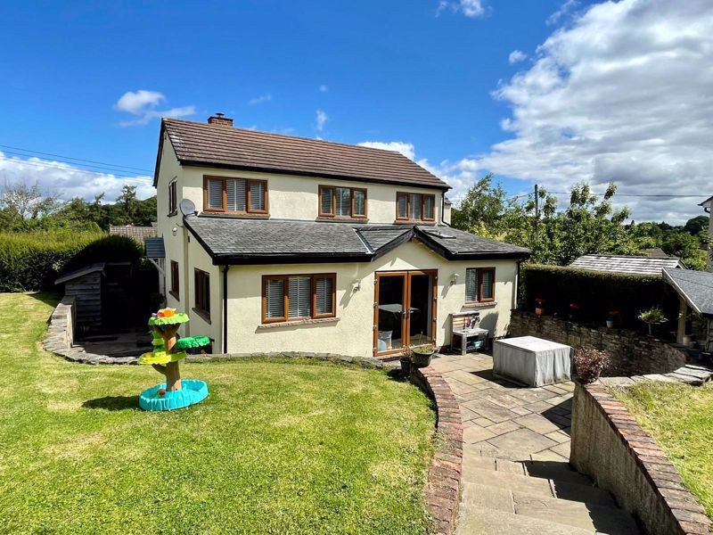 3 bed detached house for sale in Kingsthorne, Hereford HR2 Zoopla