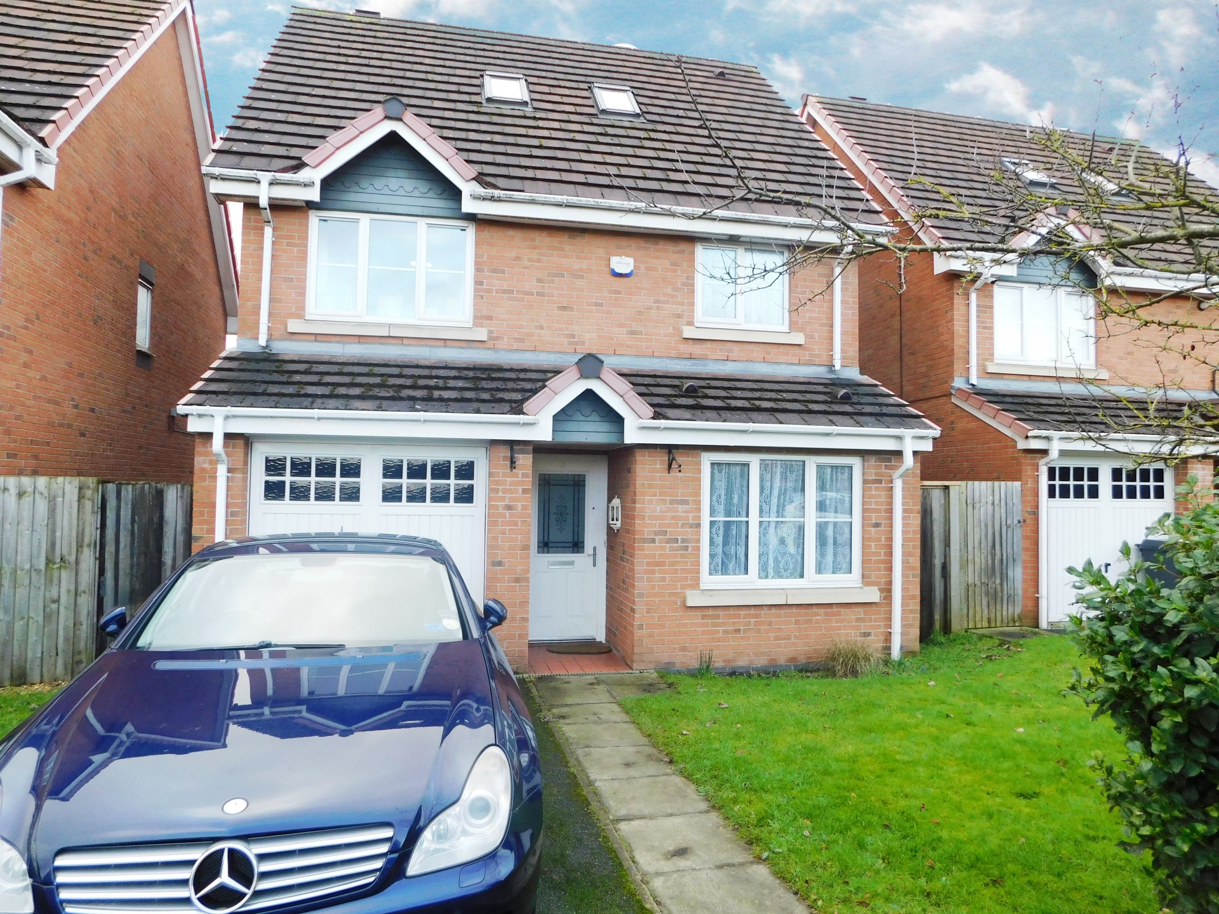 4 bed detached house to rent in Honeysuckle Avenue, Warrington WA5 Zoopla