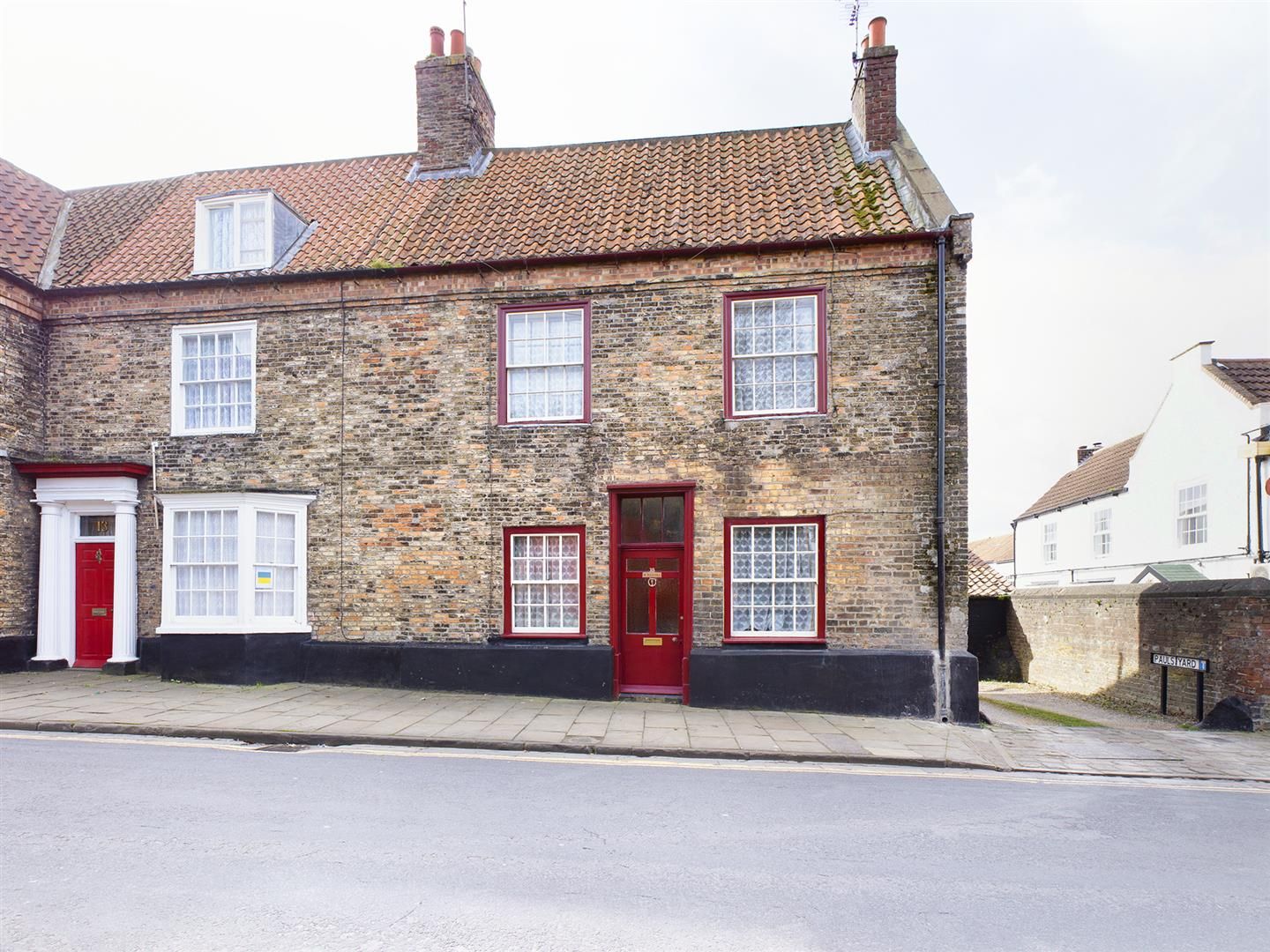 4 bed end terrace house for sale in Westgate, Bridlington, East Riding