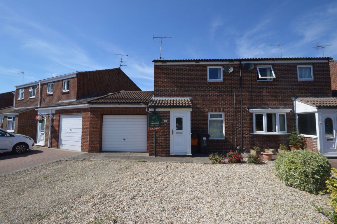 3 bed property to rent in Bunce Road, Stratton St. Margaret, Swindon