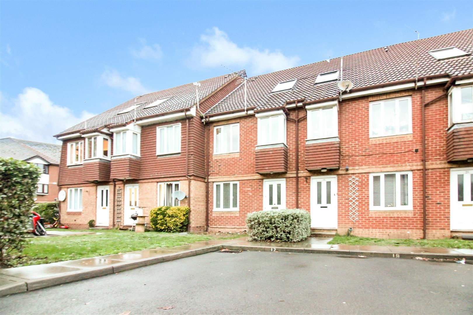 1 bed flat for sale in Varsity Drive, Twickenham TW1 Zoopla