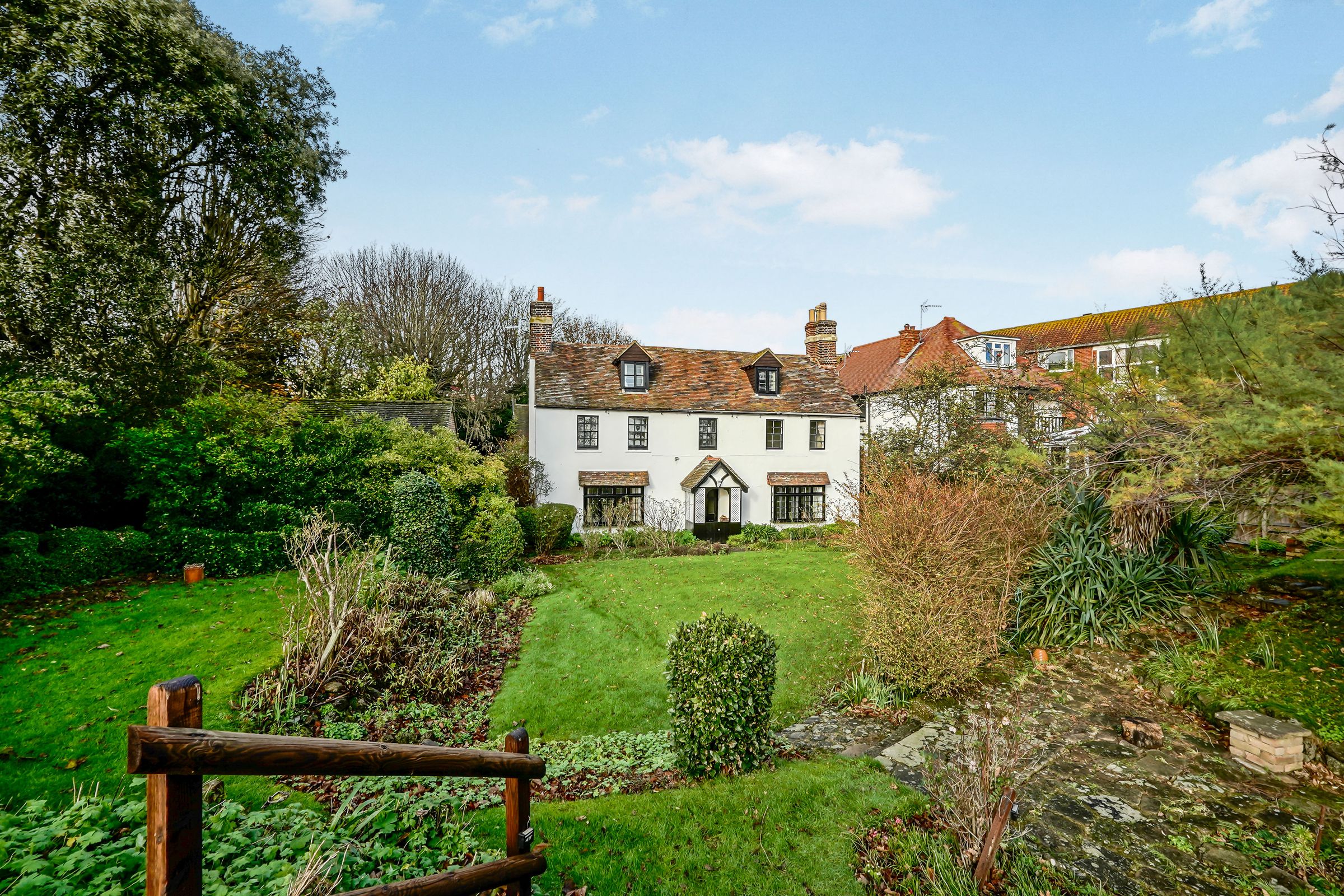 5 bed detached house for sale in The Bayle, Folkestone CT20 Zoopla