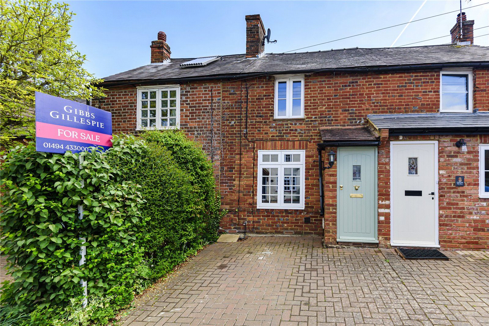 2 bed terraced house for sale in The Hill, Winchmore Hill, Amersham HP7