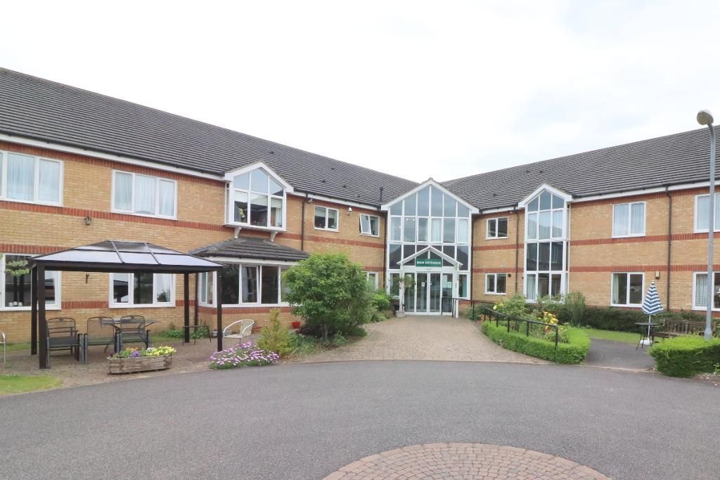 Bushmead Court, Hancock Drive, Luton, Bedfordshire LU2  