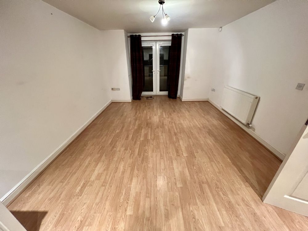 2 bed flat to rent in Windermere Court, Windermere Road, Leigh. WN7