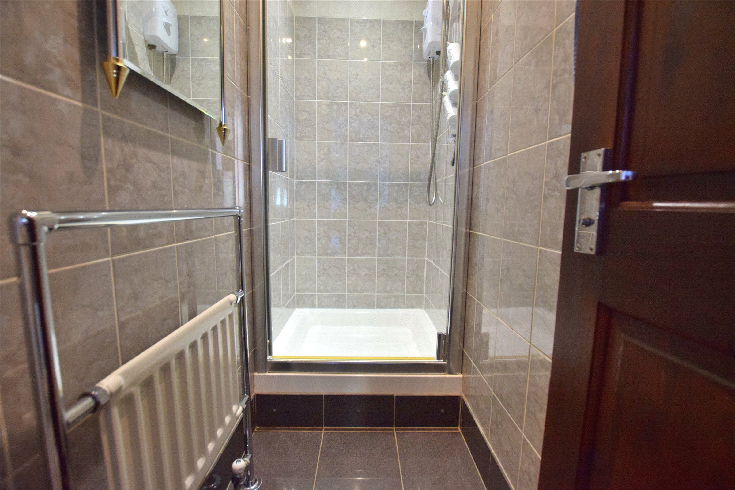 2 bed flat to rent in Southend Road, Sheriff Hill, Gateshead NE9 Zoopla