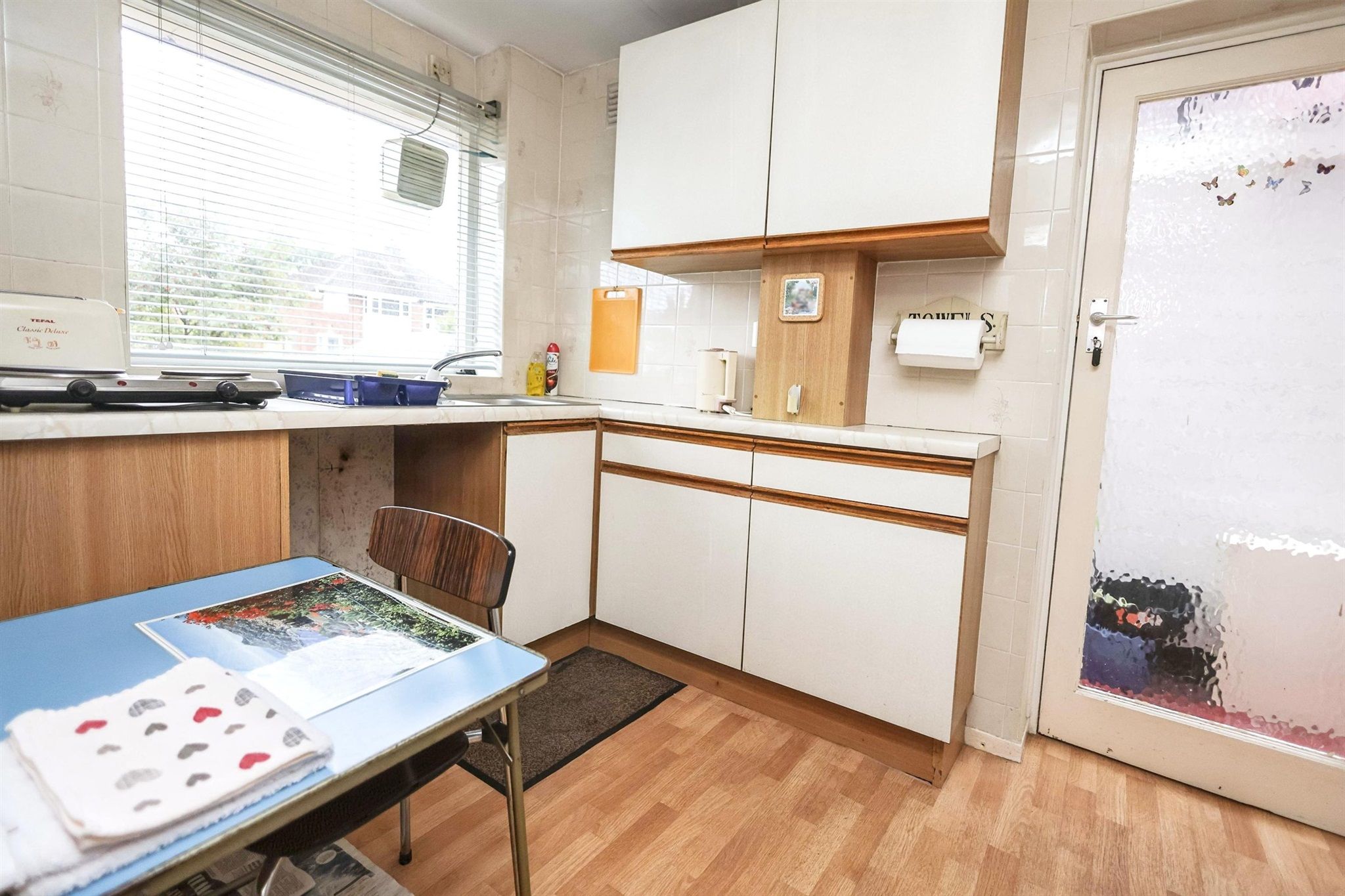 3 bed semidetached house for sale in Quinton Close, Solihull B92 Zoopla