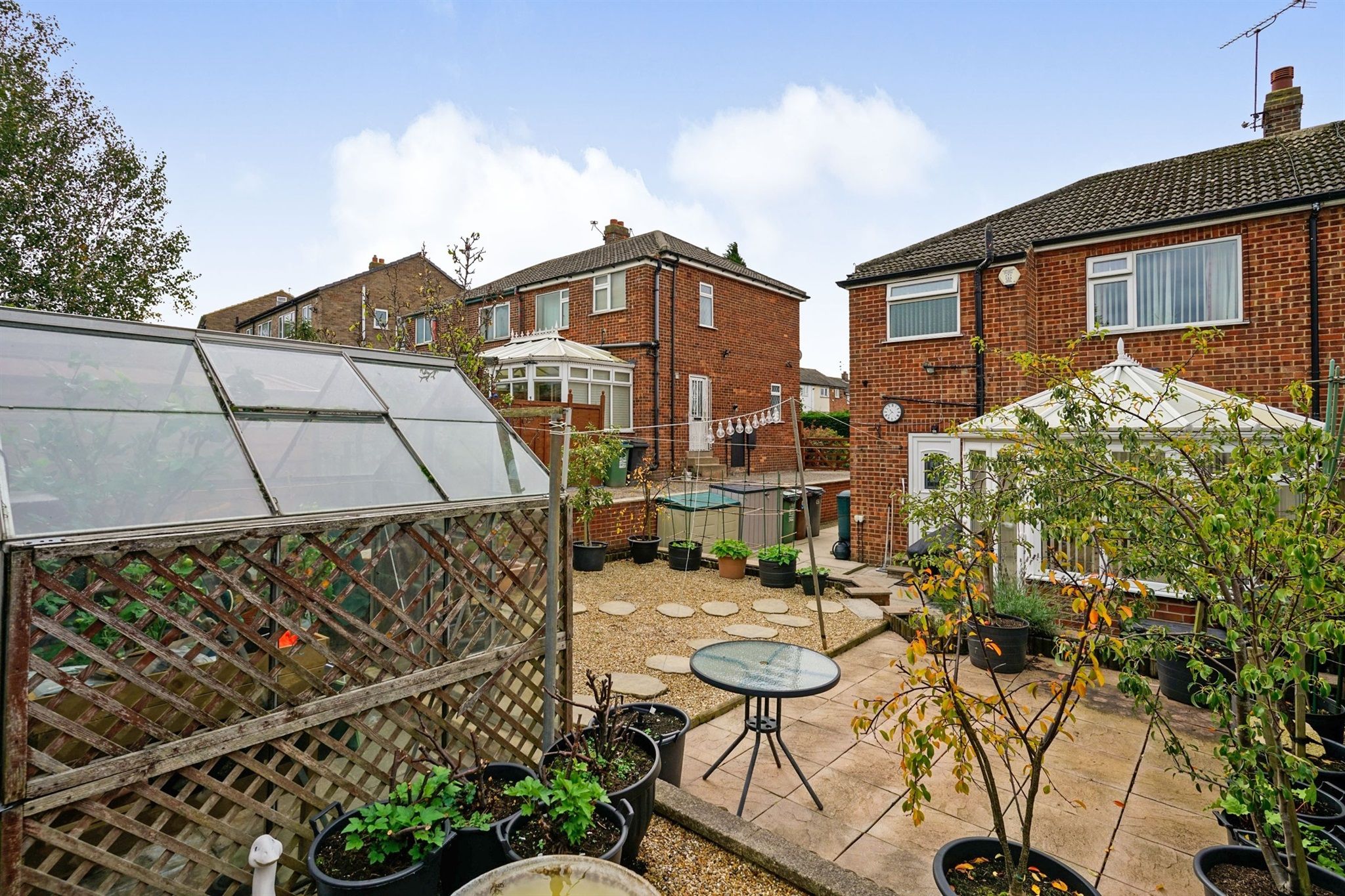 3 bed semidetached house for sale in Coppice Wood Avenue, Yeadon