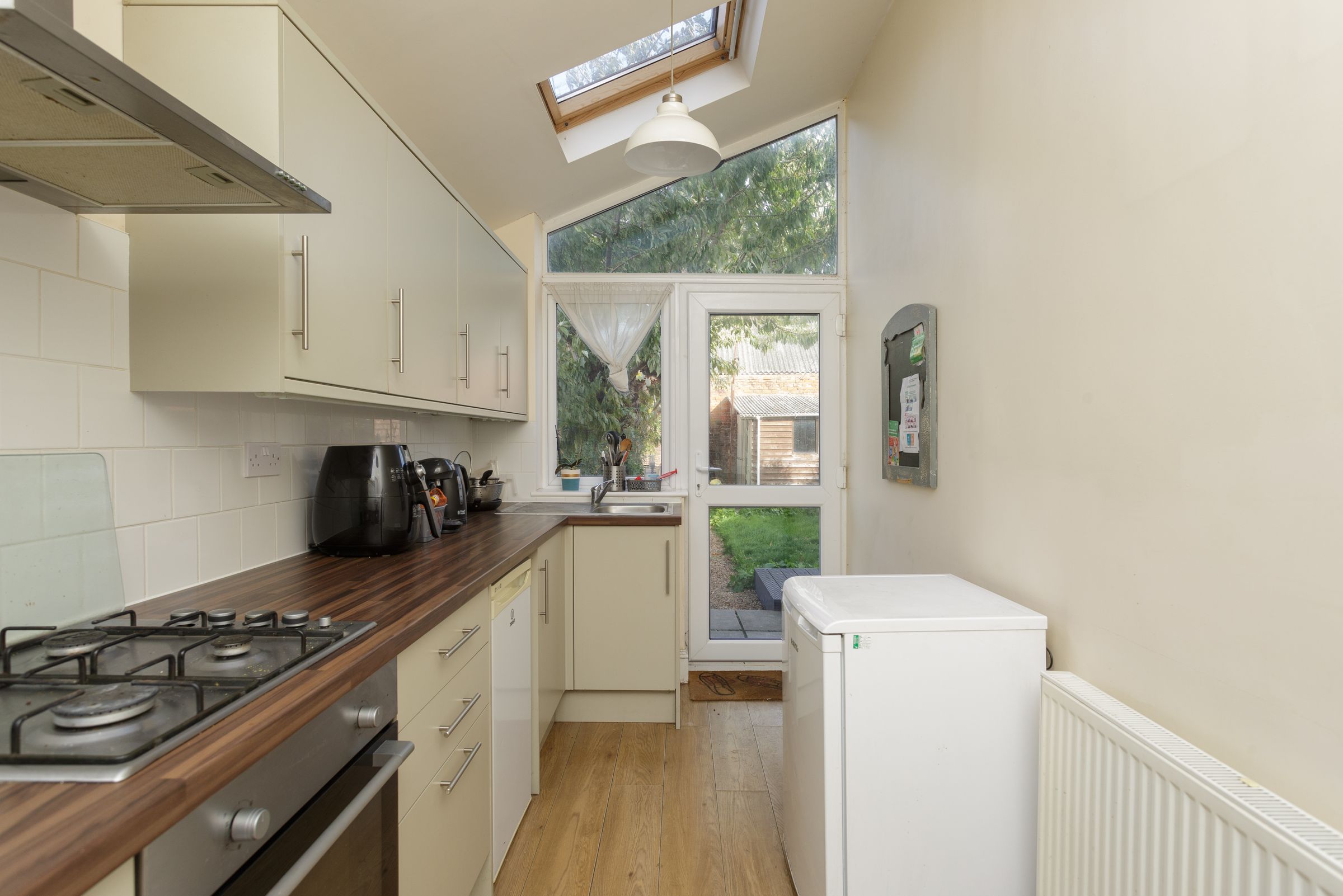 5 bed end terrace house for sale in Montague Road, Portsmouth PO2 Zoopla