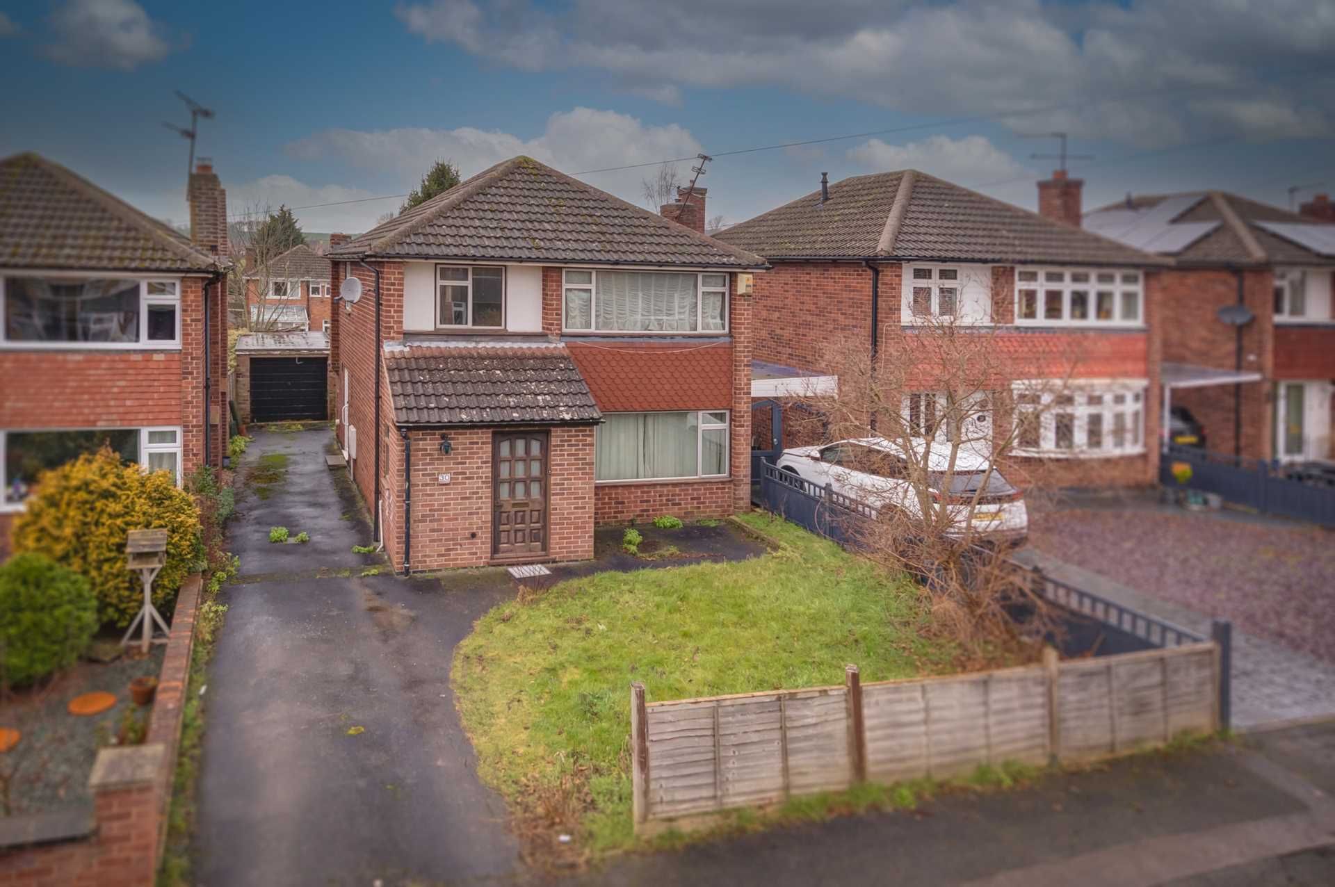 3 bed detached house for sale in Roulstone Crescent, East Leake LE12