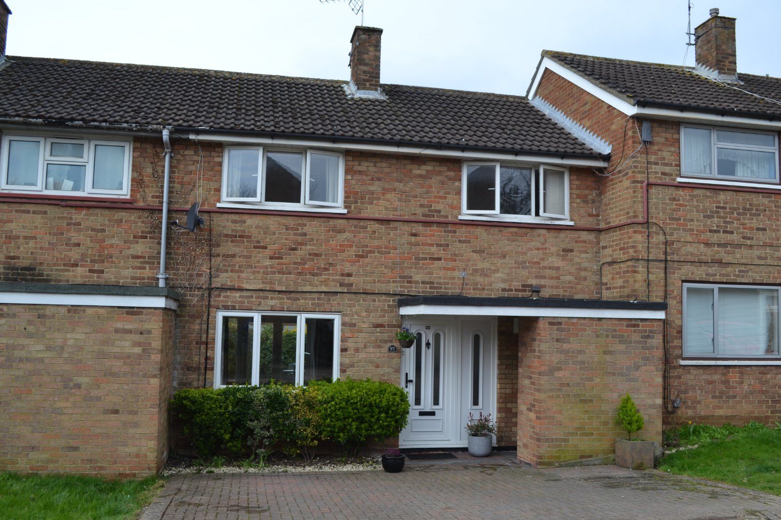 3 bed terraced house for sale in Nicholls Field, Harlow, Essex CM18