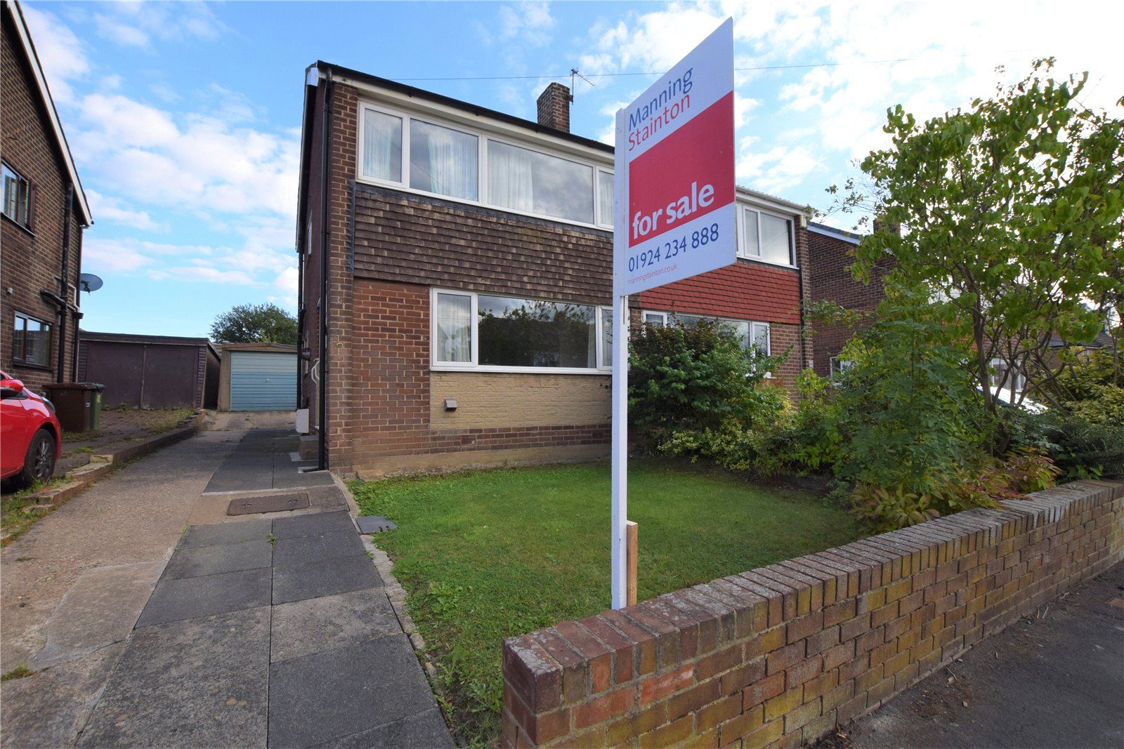 3 bed semidetached house for sale in Victoria Way, Wakefield, West Yorkshire WF1 Zoopla