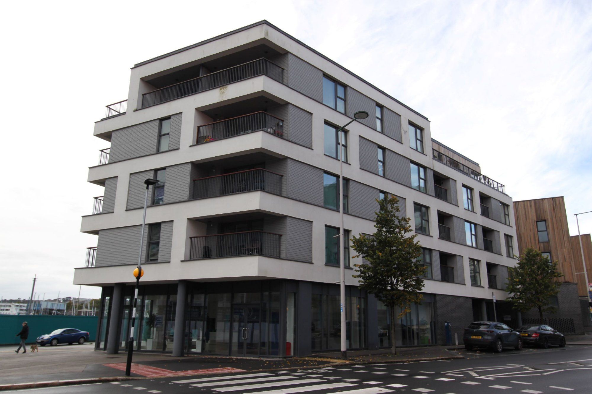 2 bed flat to rent in Millbay Road, The Hoe, Plymouth, Devon PL1 Zoopla