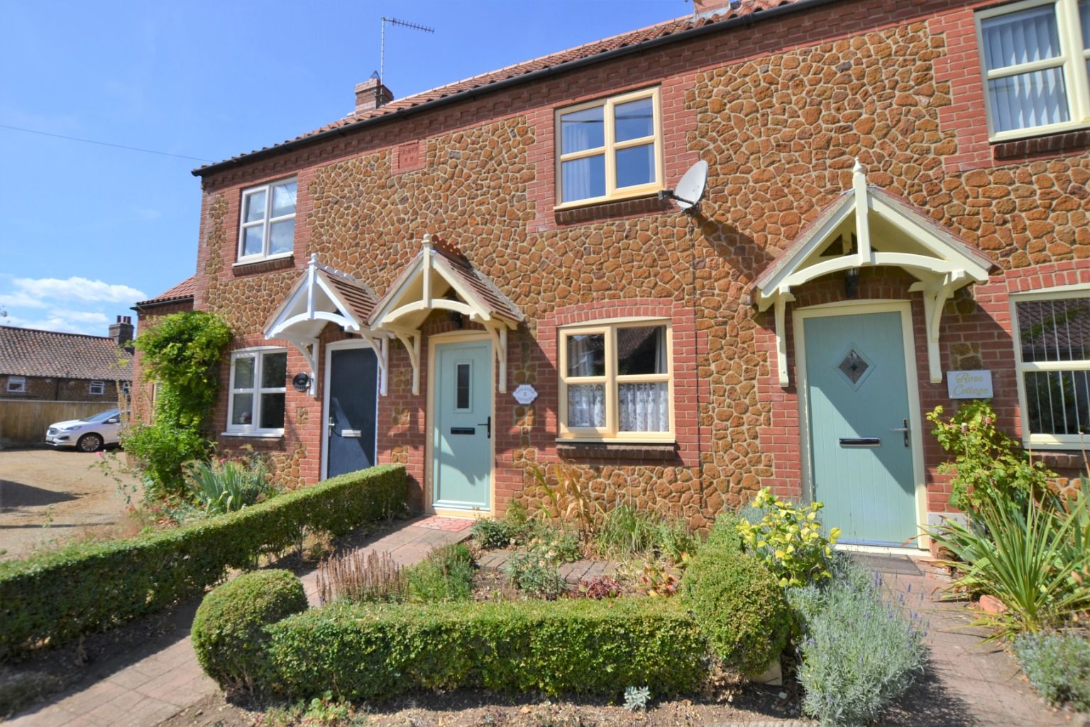 2 bed terraced house for sale in Lancaster Place, King's