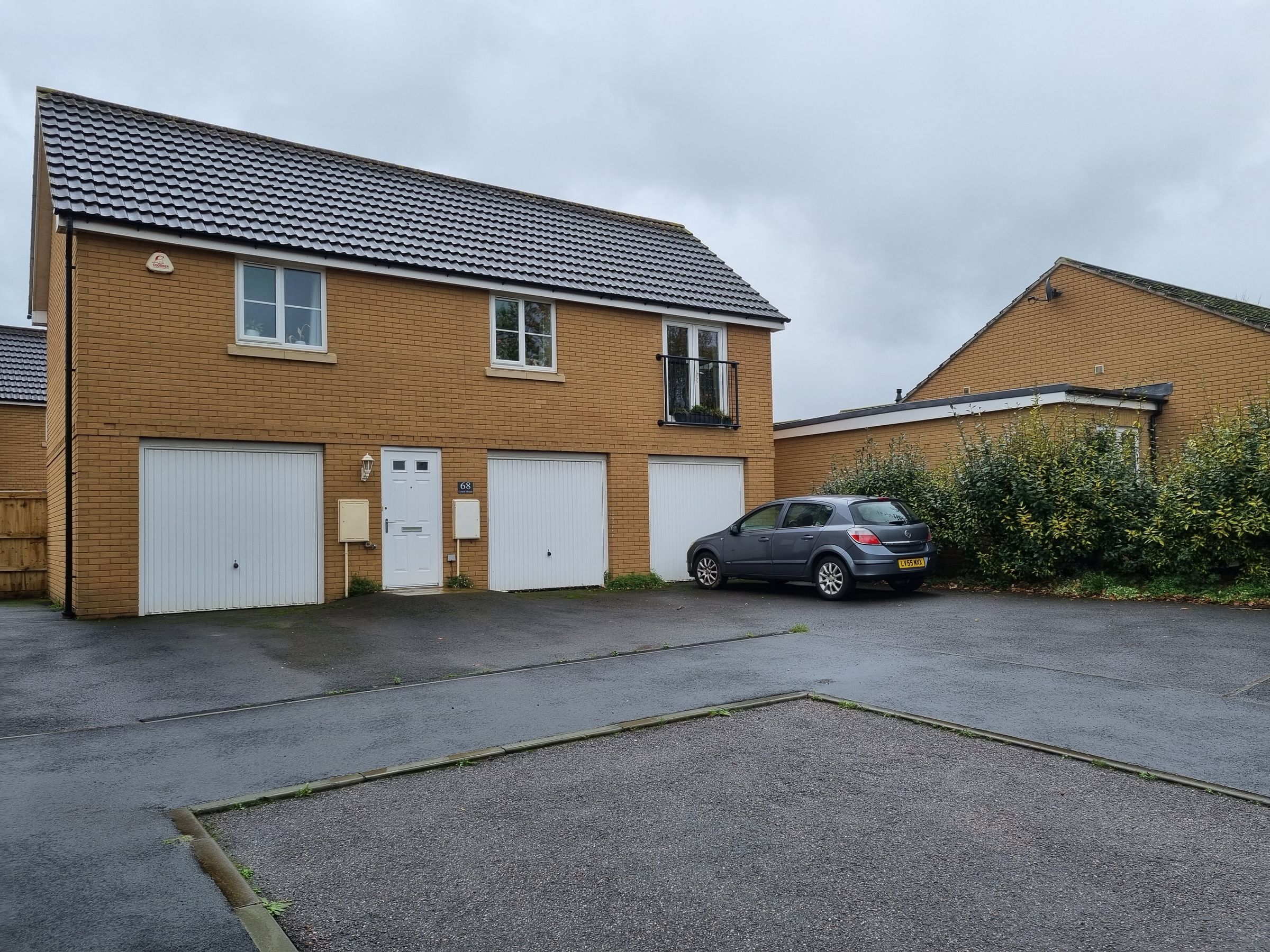 2 bed flat to rent in Leighton Drive, Creech St Michael, Taunton TA3 Zoopla