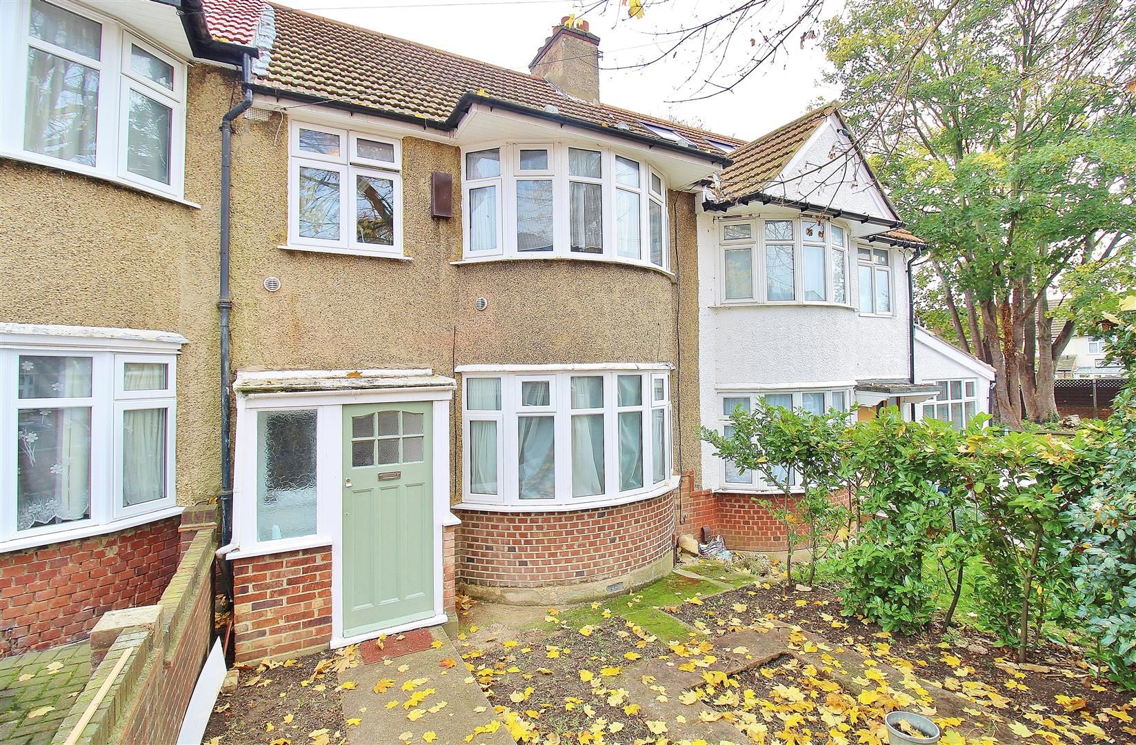 3 bed property for sale in Sidmouth Avenue, Isleworth TW7 Zoopla