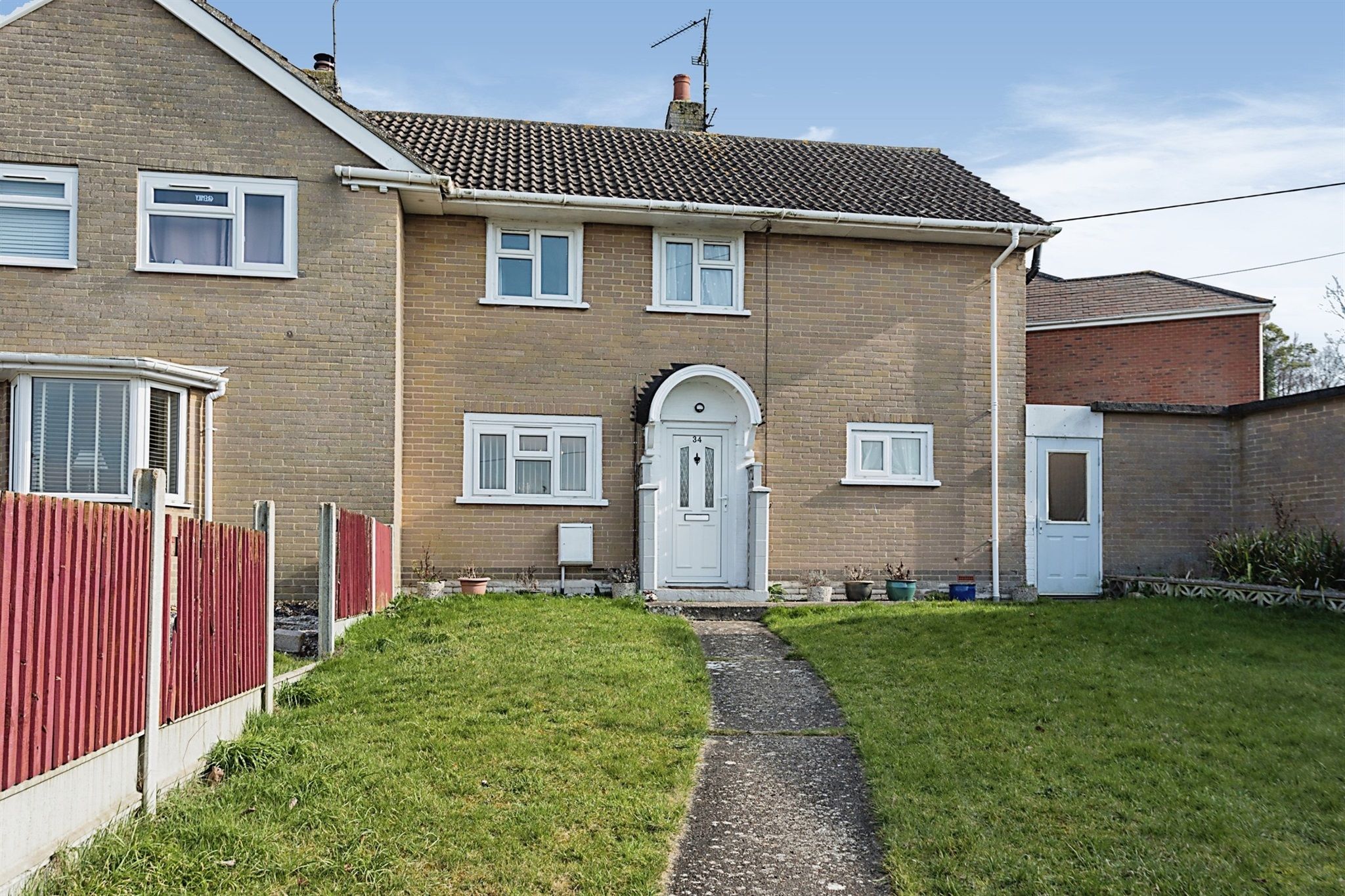 3 bed semidetached house for sale in Crescent Road, Bulford, Salisbury