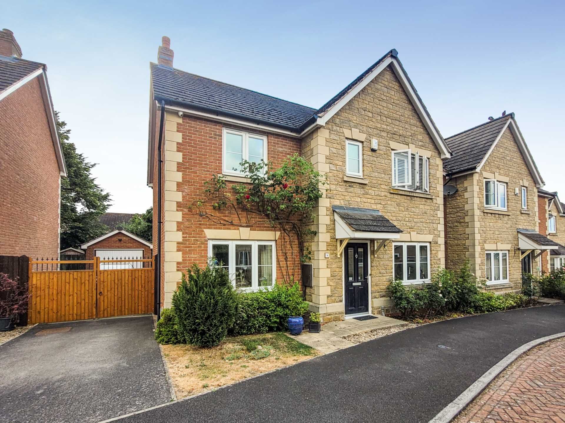 4 bed detached house for sale in Grange Field Road, Bredon, Tewkesbury ...